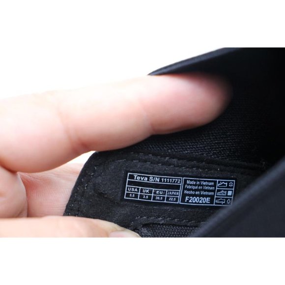 Teva Ellery Women's Size 5.5 Pull on Waterproof Black Leather Chelsea Boots - Picture 3 of 9